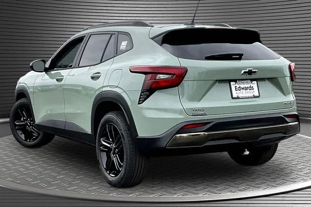 New 2026 Cacti Green Chevrolet ACTIV image 3