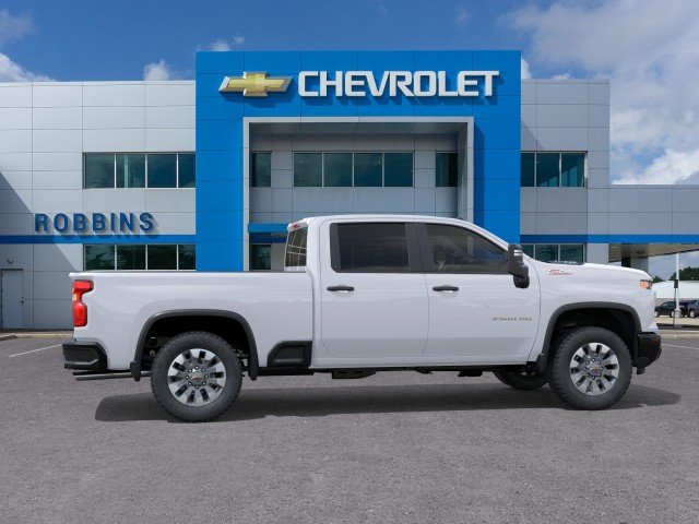 New 2026 Summit White Chevrolet Custom image 5