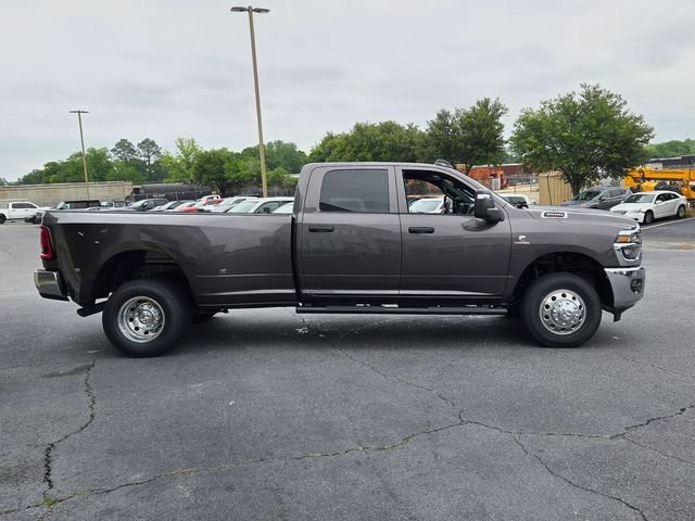 New 2026 Granite Crystal Metallic Clear-Coat Exterior Paint RAM Tradesman image 13