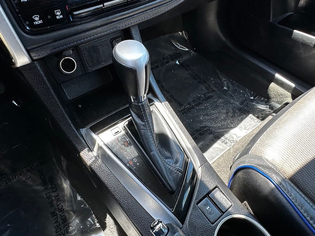 Used 2019 White Toyota SE image 24