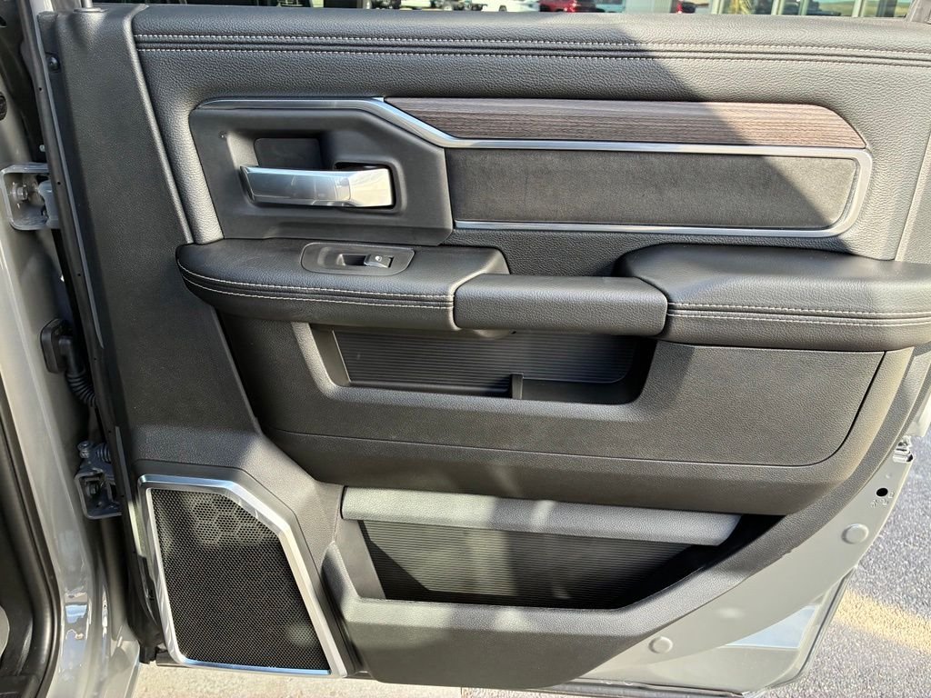 New 2026 Ceramic Gray Clear-Coat Exterior Paint RAM Laramie image 35