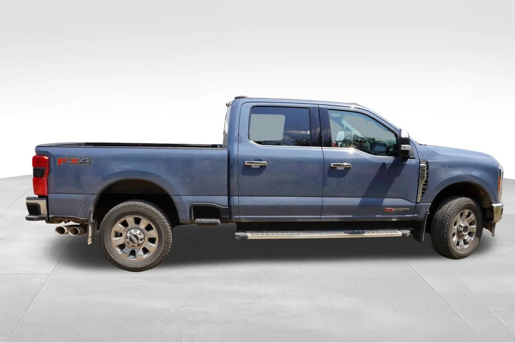 Used 2023 Azure Gray Metallic Ford Lariat image 2
