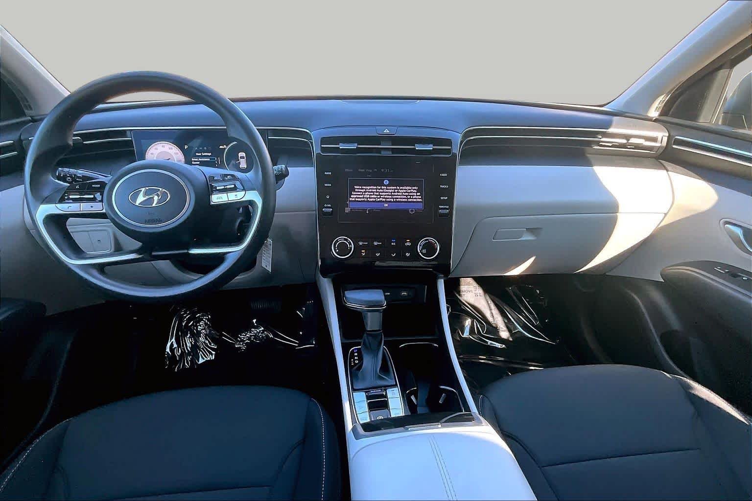 Used 2024 Hampton Gray Hyundai SE image 16