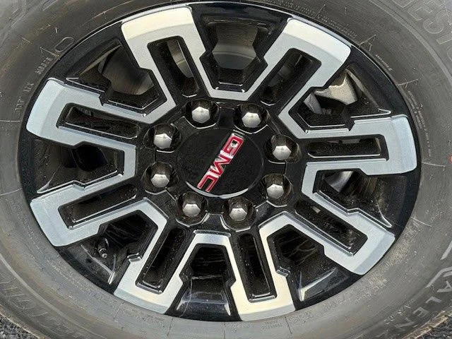 2026 GMC Sierra EV Elevation - Photo 21