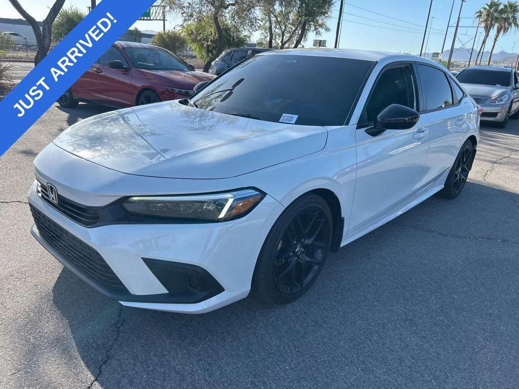 2024 Honda Civic Sport CVT's photo
