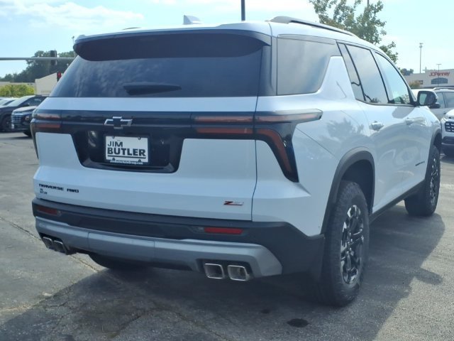 New 2027 Polar White Tricoat Chevrolet Z71 image 24