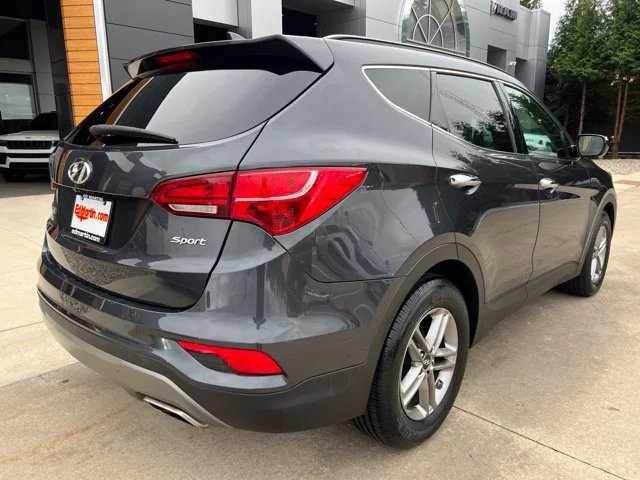 Used 2018 Gray Hyundai 2.4 Base image 3