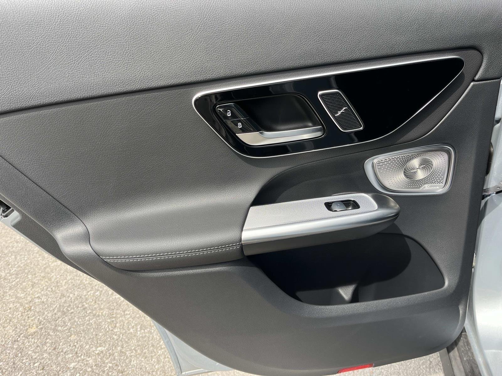 Used 2026 SILVER Mercedes-Benz GLC 300 image 16