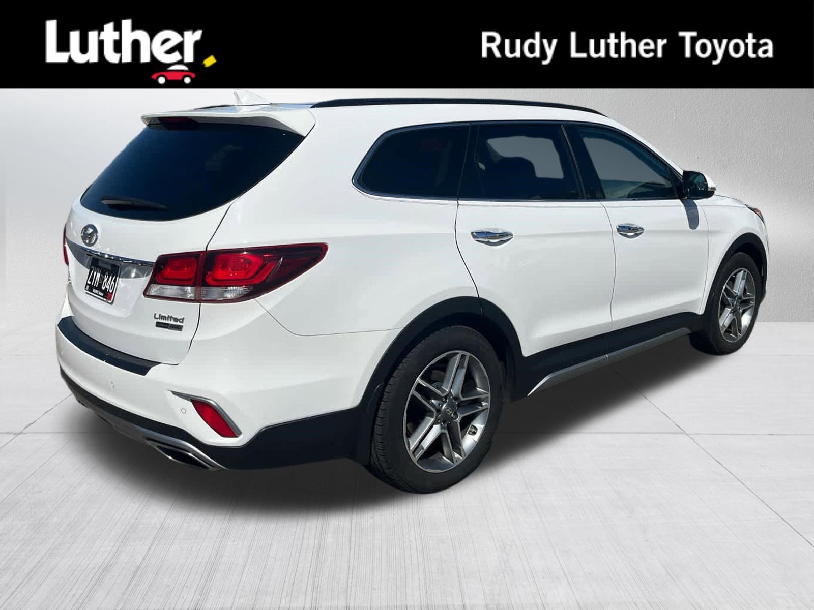 2017 Hyundai Santa Fe Limited Ultimate