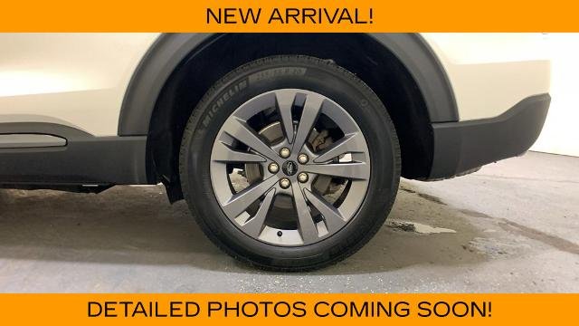 Certified Used 2023 White Metallic Ford XLT image 72