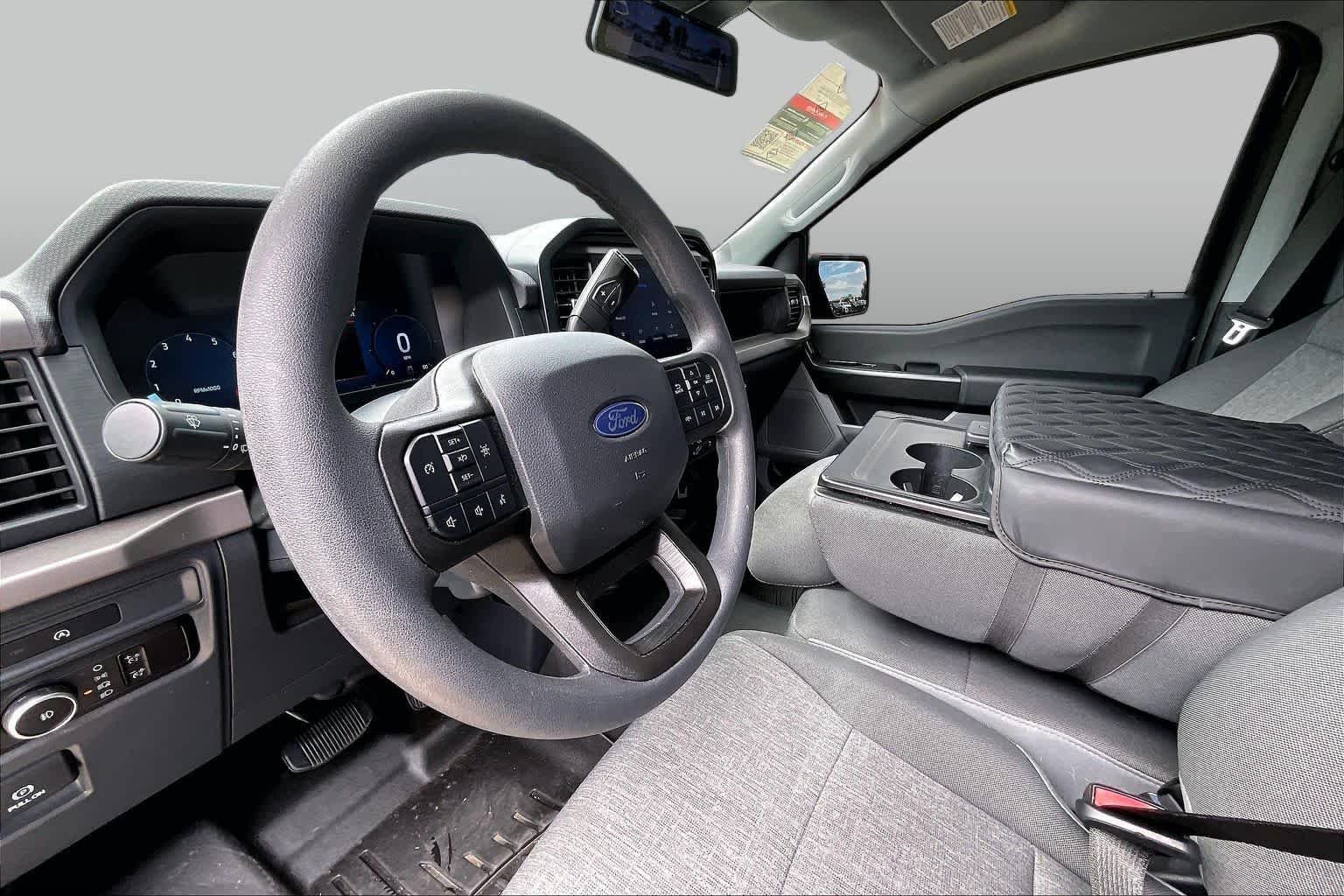 Used 2025 Agate Black Metallic Ford XL image 6