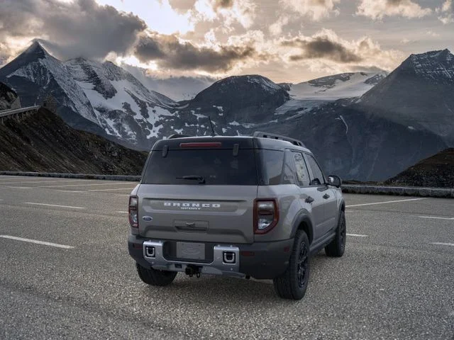 New 2025 Gray Metallic Ford Outer Banks image 8