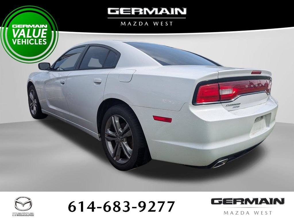 Used 2014 White Dodge SE image 7