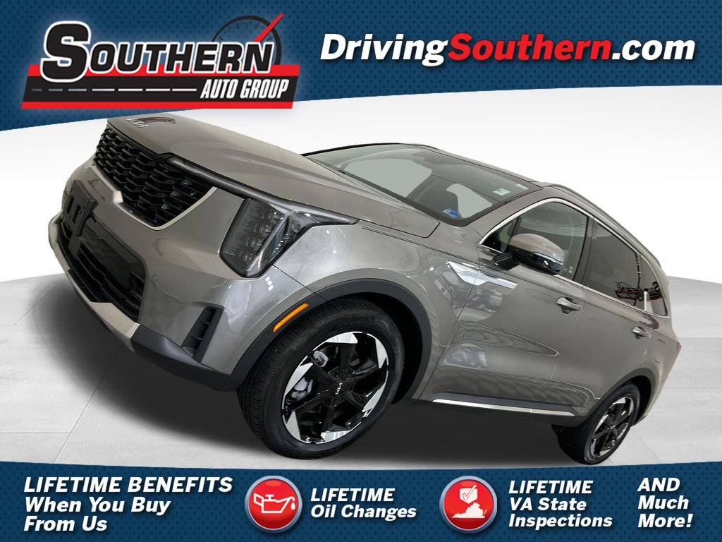 Used 2025 Beige Kia EX image 1
