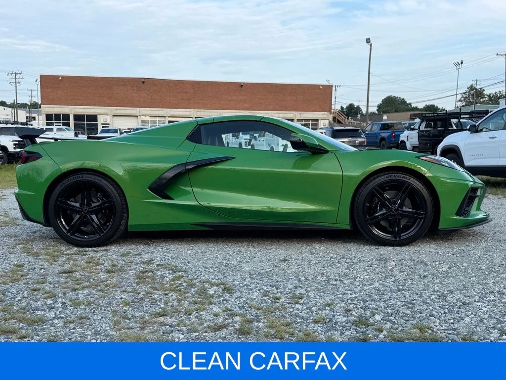 Used 2026 Green Chevrolet Stingray image 3