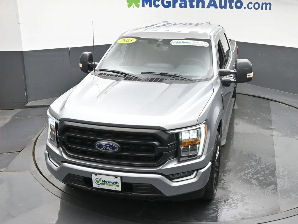 Used 2023 Silver Ford XLT image 26