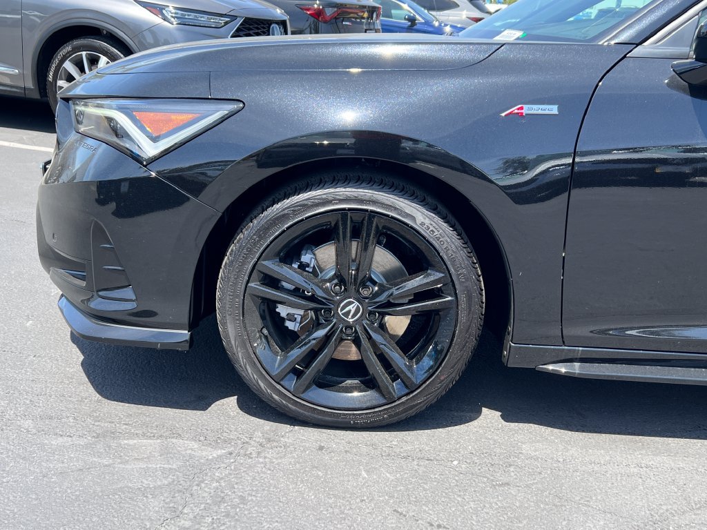 Certified Used 2026 Majestic Black Pearl Acura FWD A-Spec with Technology image 5