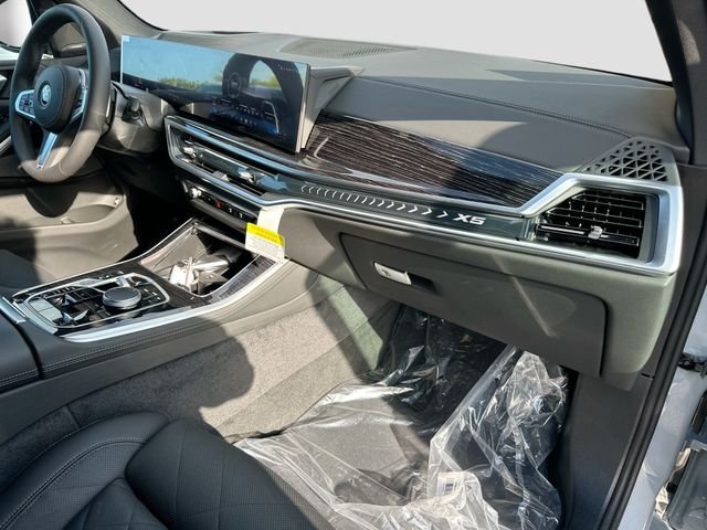New 2026 Gray BMW xDrive50e image 24