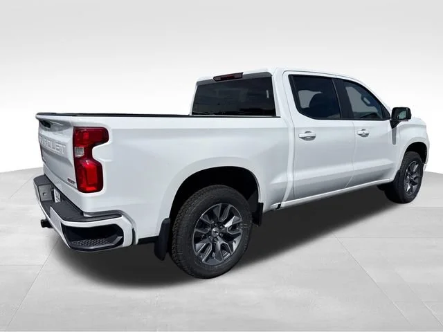 New 2026 Summit White Chevrolet RST image 10