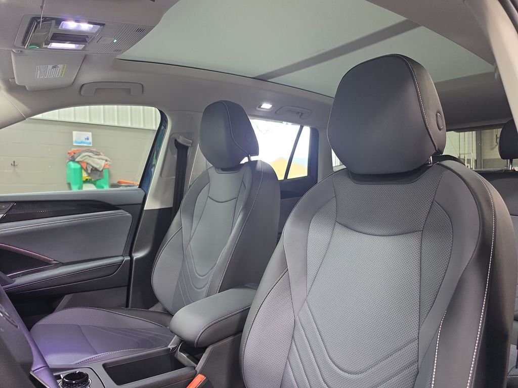 New 2026 Blue Volkswagen 2.0T SE image 10
