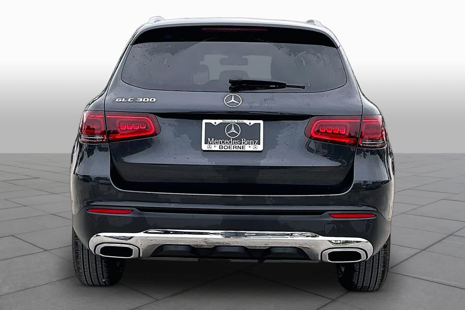 Certified Used 2021 Graphite Grey Metallic Mercedes-Benz GLC 300 image 5