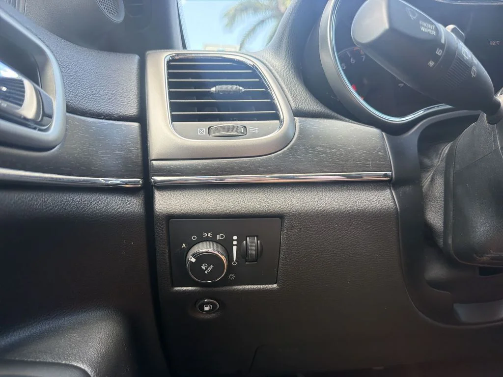Used 2018 Billet Silver Metallic Jeep Limited image 24