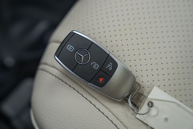 New 2026 Polar White Mercedes-Benz GLE 350 image 46