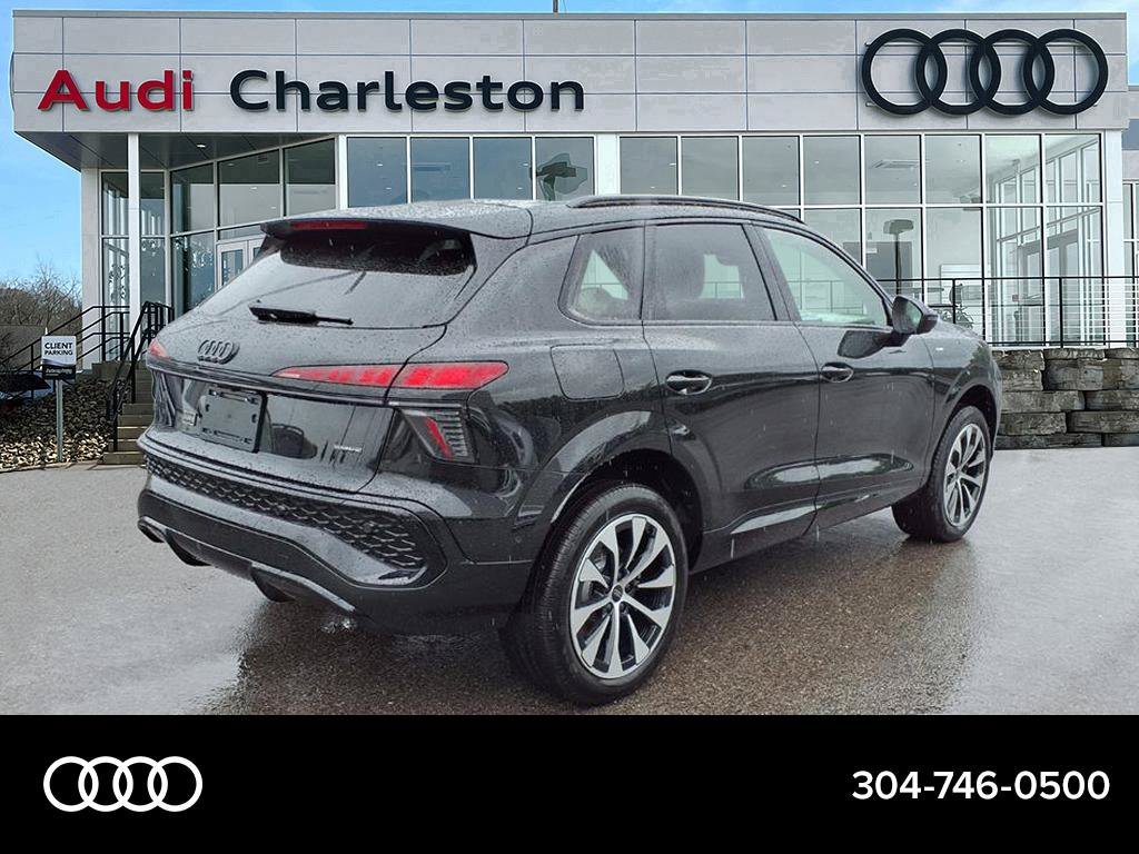 New 2026 Mythos Black Metallic Audi S line image 3