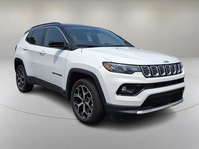 Used 2025 White Jeep Limited image 2