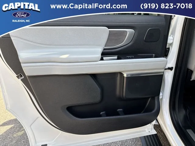 Used 2025 White Ford Platinum image 17