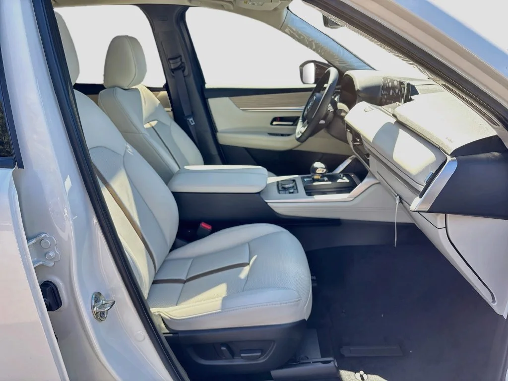New 2026 Rhodium White Premium Mazda 3.3 Turbo S Premium Sport AWD image 31