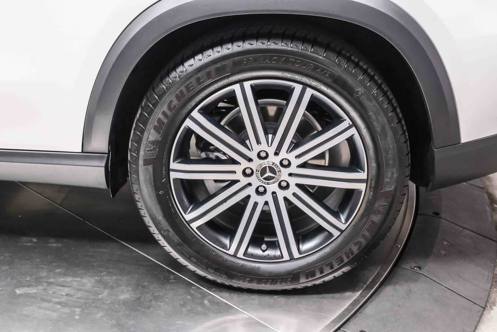 Certified Used 2025 Polar White Mercedes-Benz GLE 350 image 9