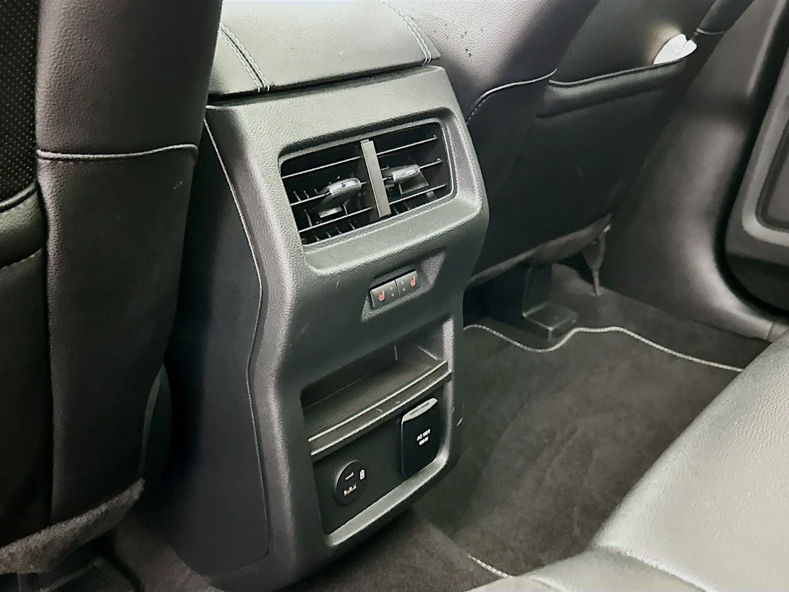 Used 2022 Star White Metallic Tri-Coat Ford ST image 27