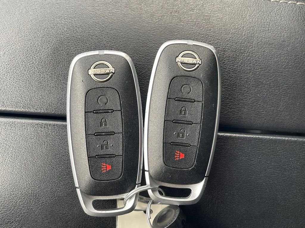 Certified Used 2023 Silver Nissan SV image 18