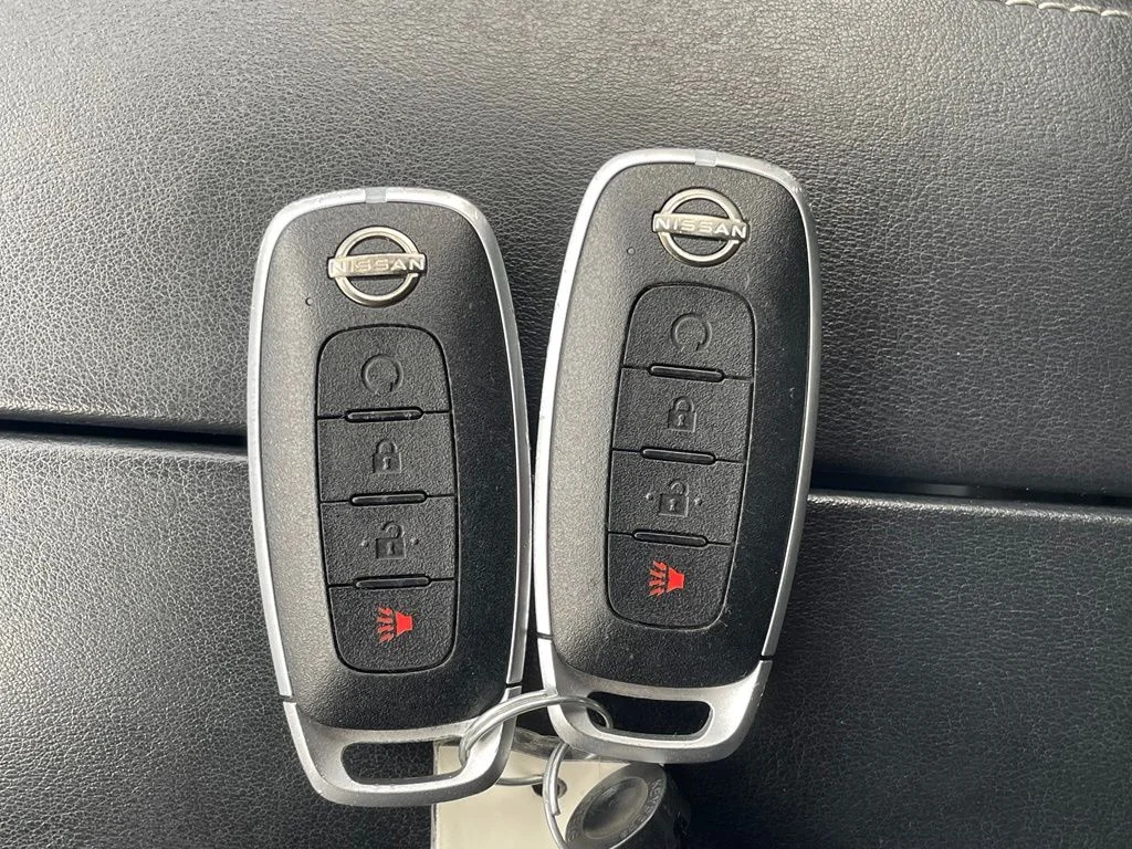 Used 2023 Silver Nissan SV image 18