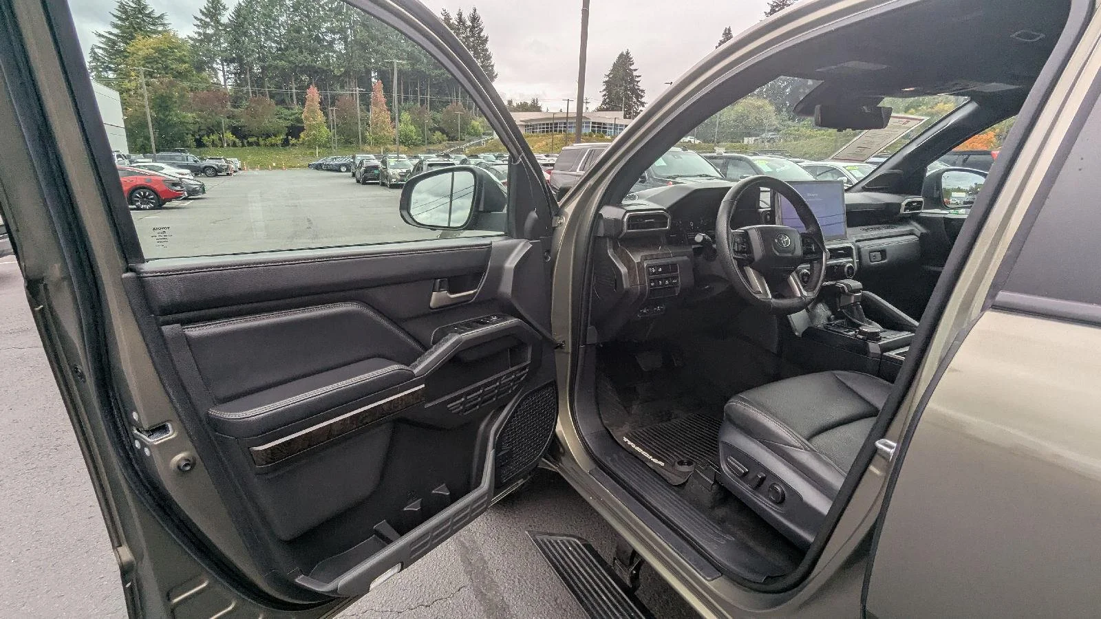 Used 2024 Bronze Oxide Toyota Limited image 18