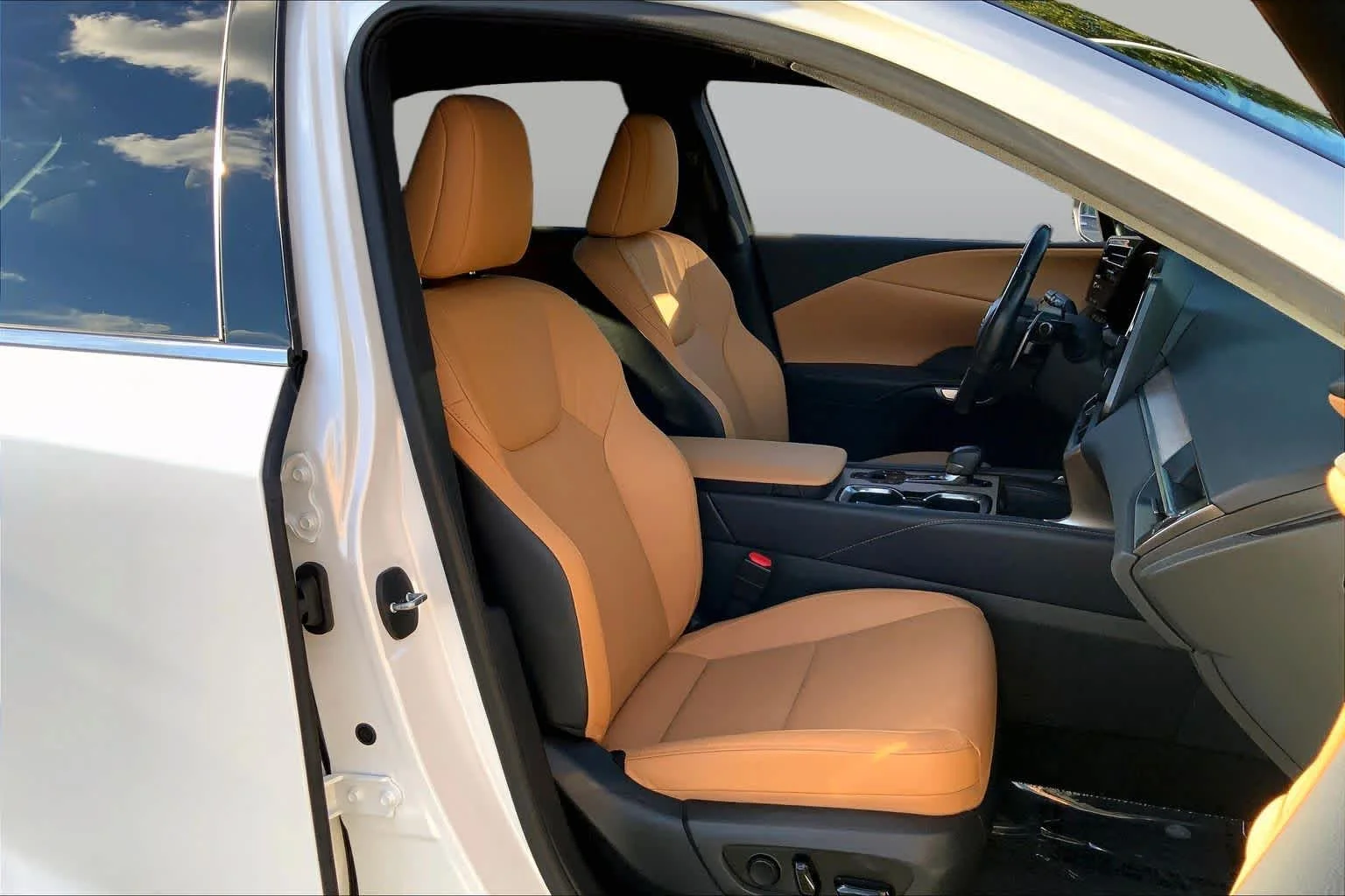 Certified Used 2024 EMINENT WHITE PEARL Lexus Premium image 9