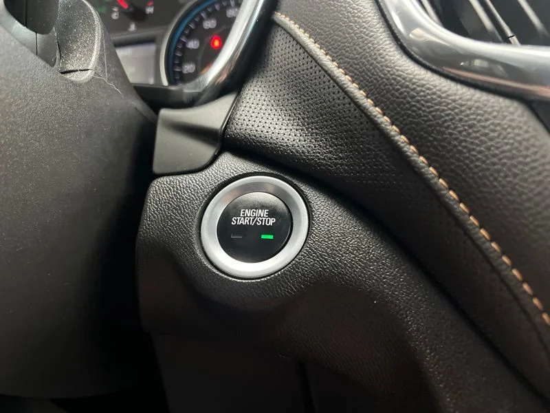 Used 2024 Red Chevrolet Premier image 27