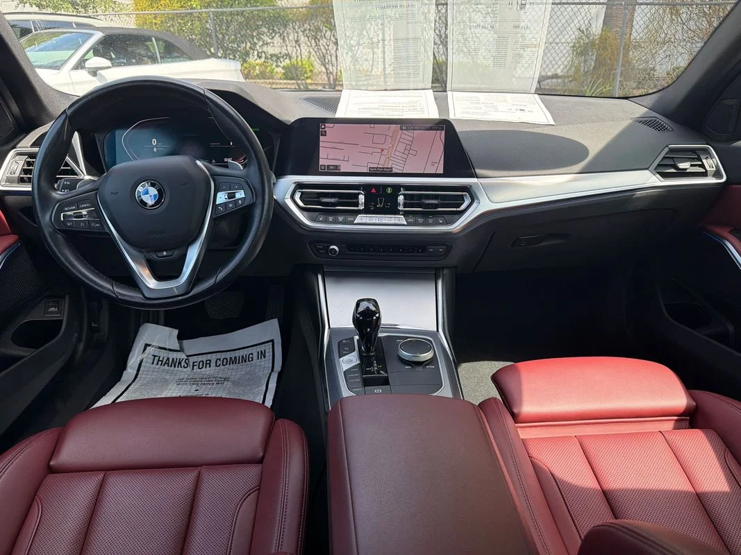 Used 2022 Black BMW xDrive image 19