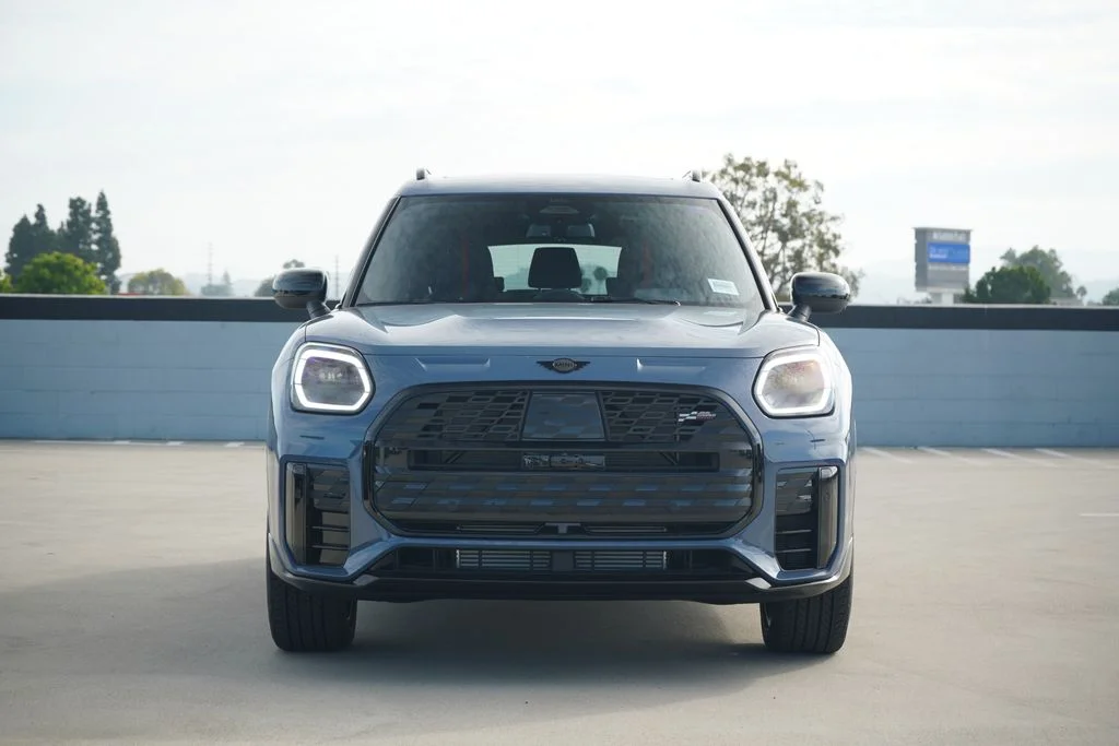 New 2027 Blue MINI Iconic image 5