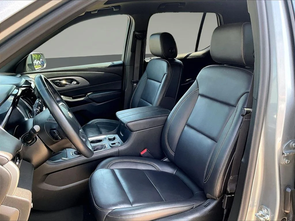 Used 2023 Gray Chevrolet LT Leather image 25