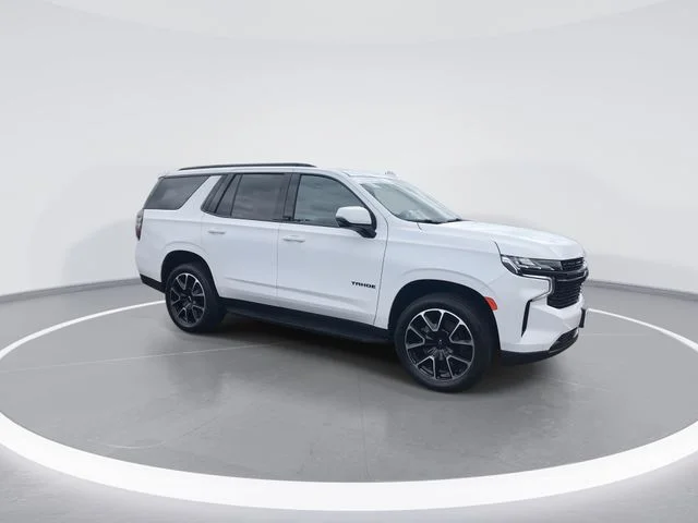 Used 2023 White Chevrolet RST image 2