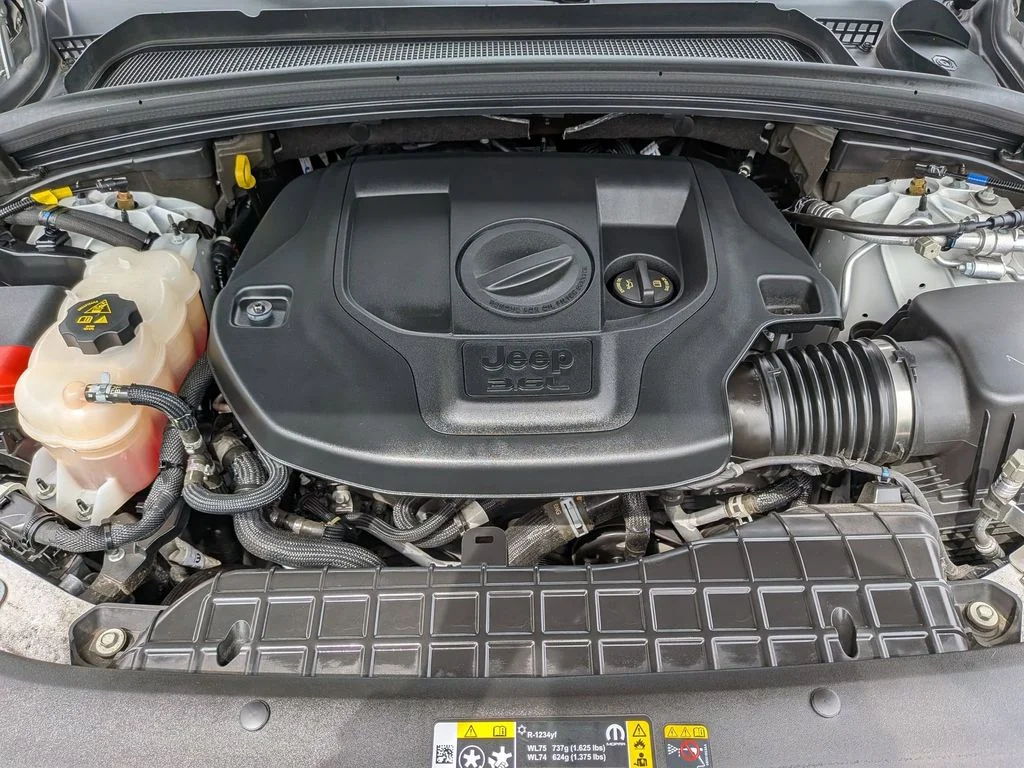 Used 2023 White Jeep Summit image 35