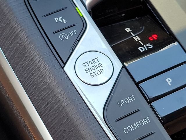 New 2026 Blue BMW 330i xDrive image 28