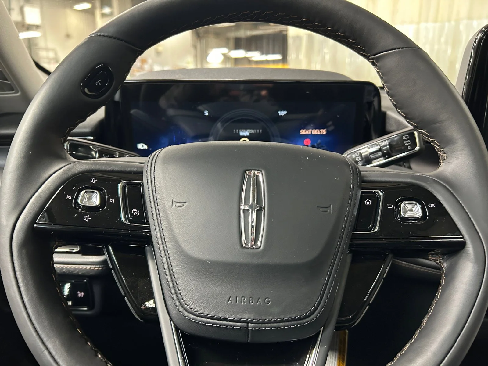 New 2026 Infinite Black Metallic Clearcoat Lincoln Premiere image 21