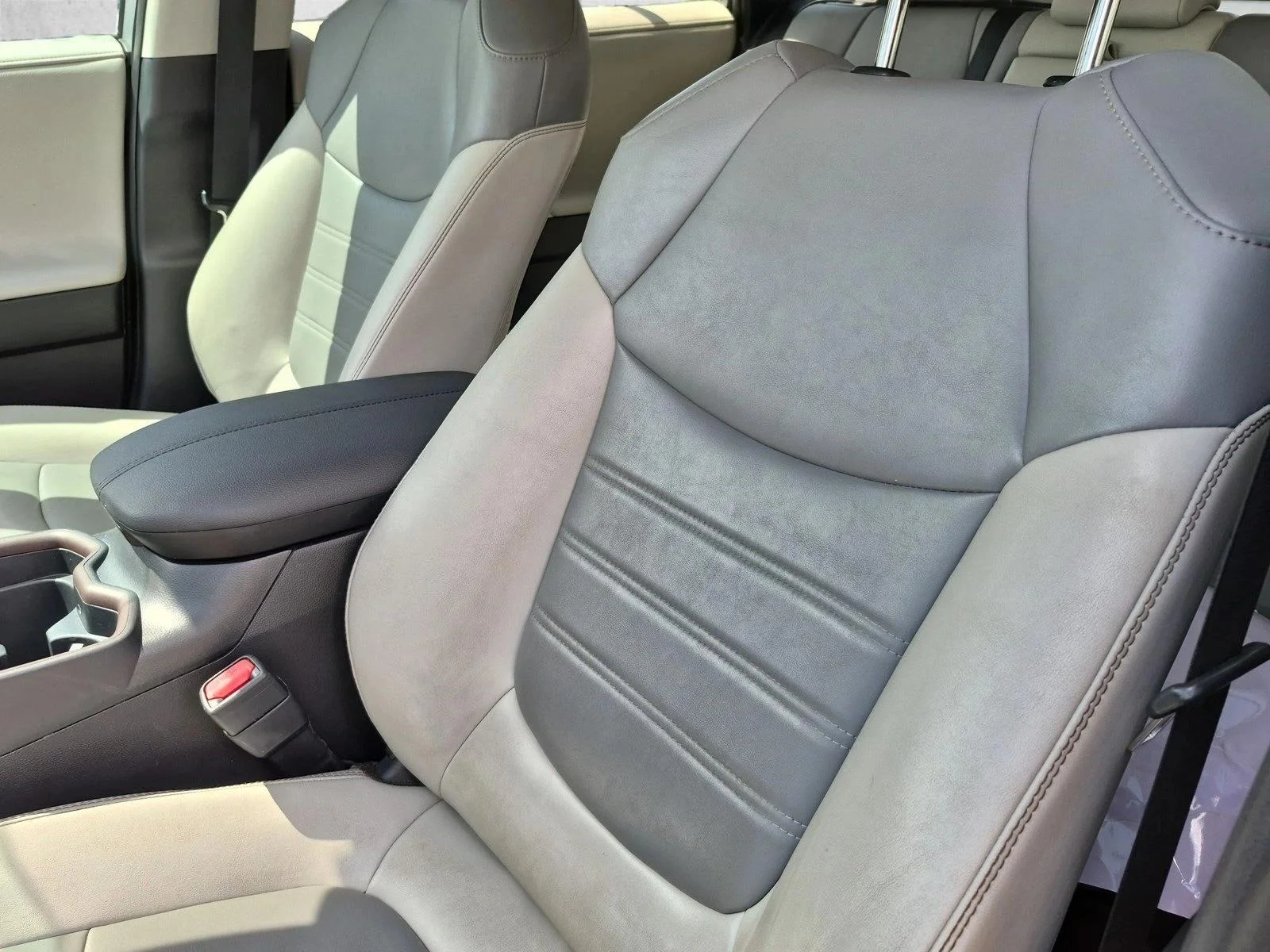 Used 2020 Silver Sky Metallic Toyota Limited image 16