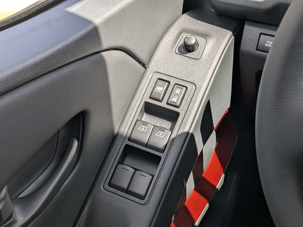 New 2026 White Nissan PRO-X image 20