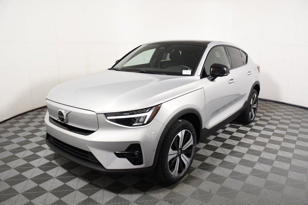 2023 Volvo C40