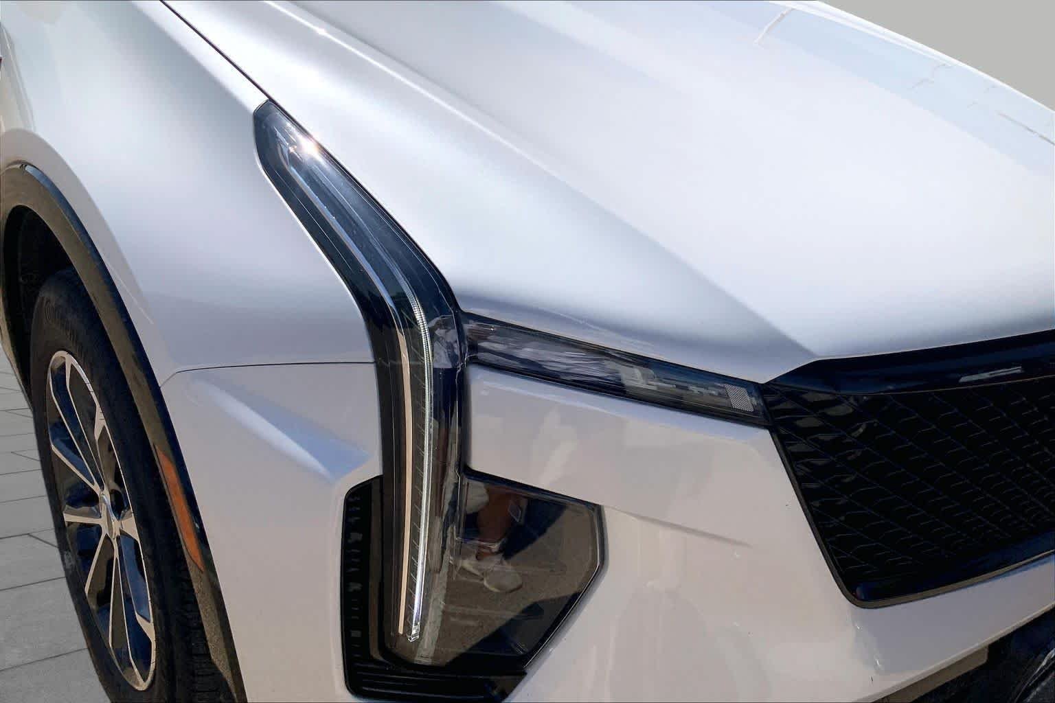 Used 2024 Crystal White Tricoat Cadillac FWD Sport image 36