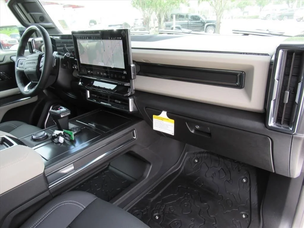 2026 GMC HUMMER EV 2X - Photo 11